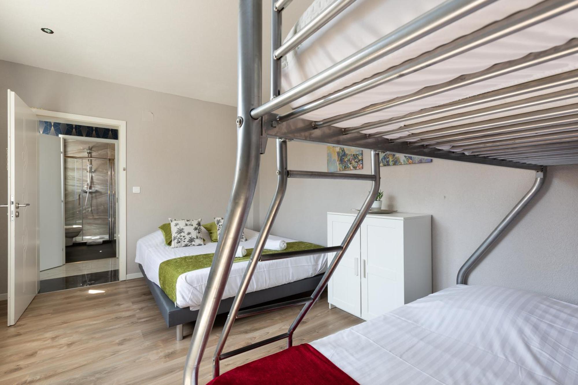 Gites Spa Strasbourg - Villa Ours - Spa Prive, Sauna, Borne D'Arcade, Babyfoot Ittenheim Екстер'єр фото
